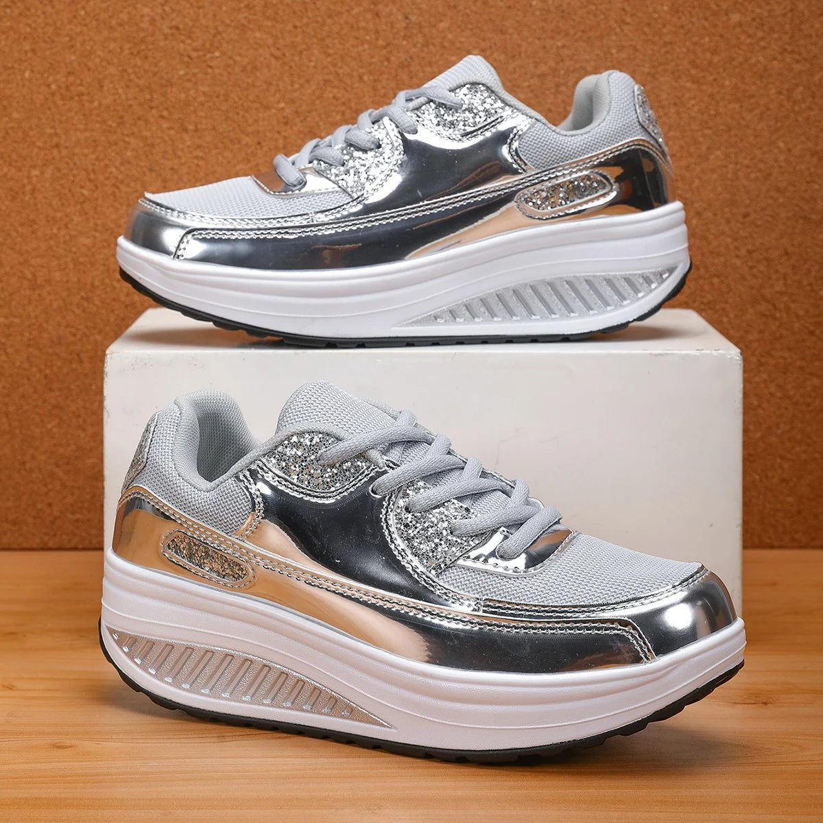 Breathable Casual Sports Shoes for Women 36-42 Outdoor Lace-Up Comfortable