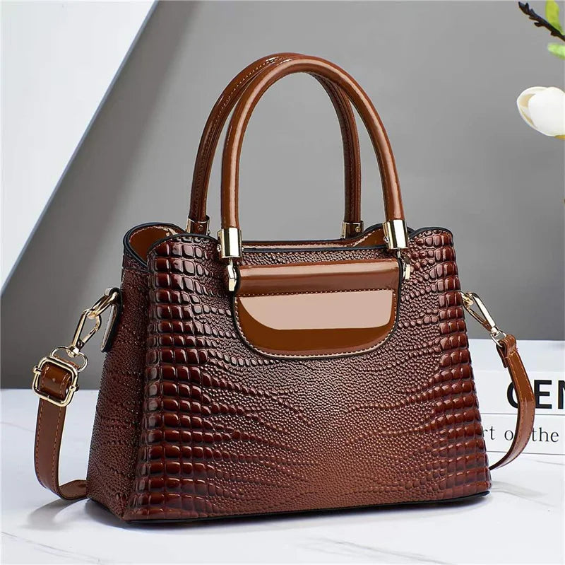 2025 Womens  Luxury  Bags Large Capacity Bags and Gradient Color