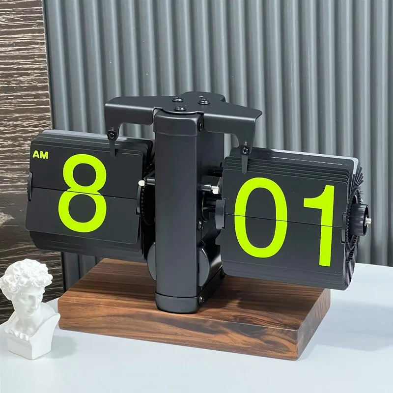 Vintage 12-Hour Flip Desk Clock with  Battery  Living Room Decor