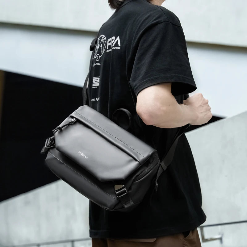 MOYYI Urban Style PVC Leather Crossbody Men's Shoulder