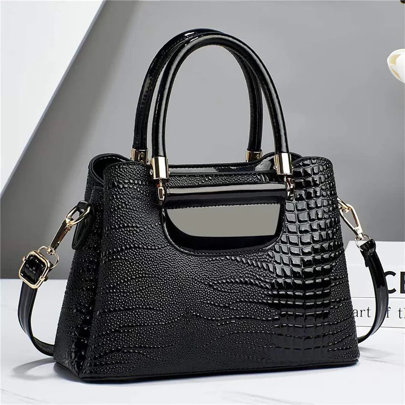2025 Womens  Luxury  Bags Large Capacity Bags and Gradient Color